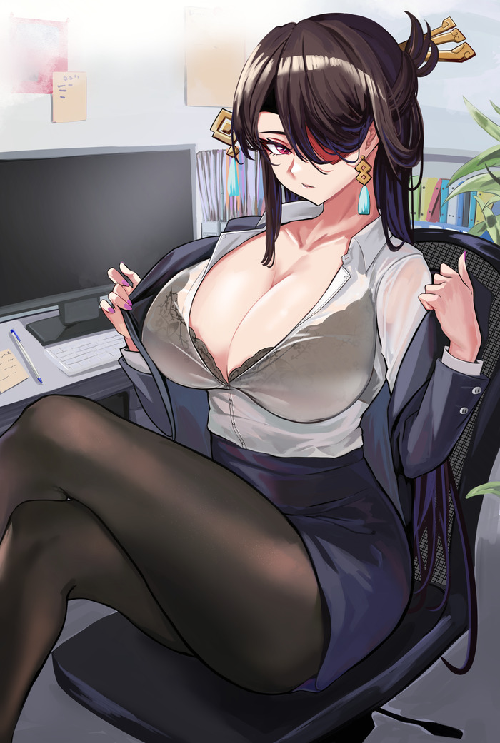 【二次】目線が向いちゃう魅惑の谷間画像 Part１４