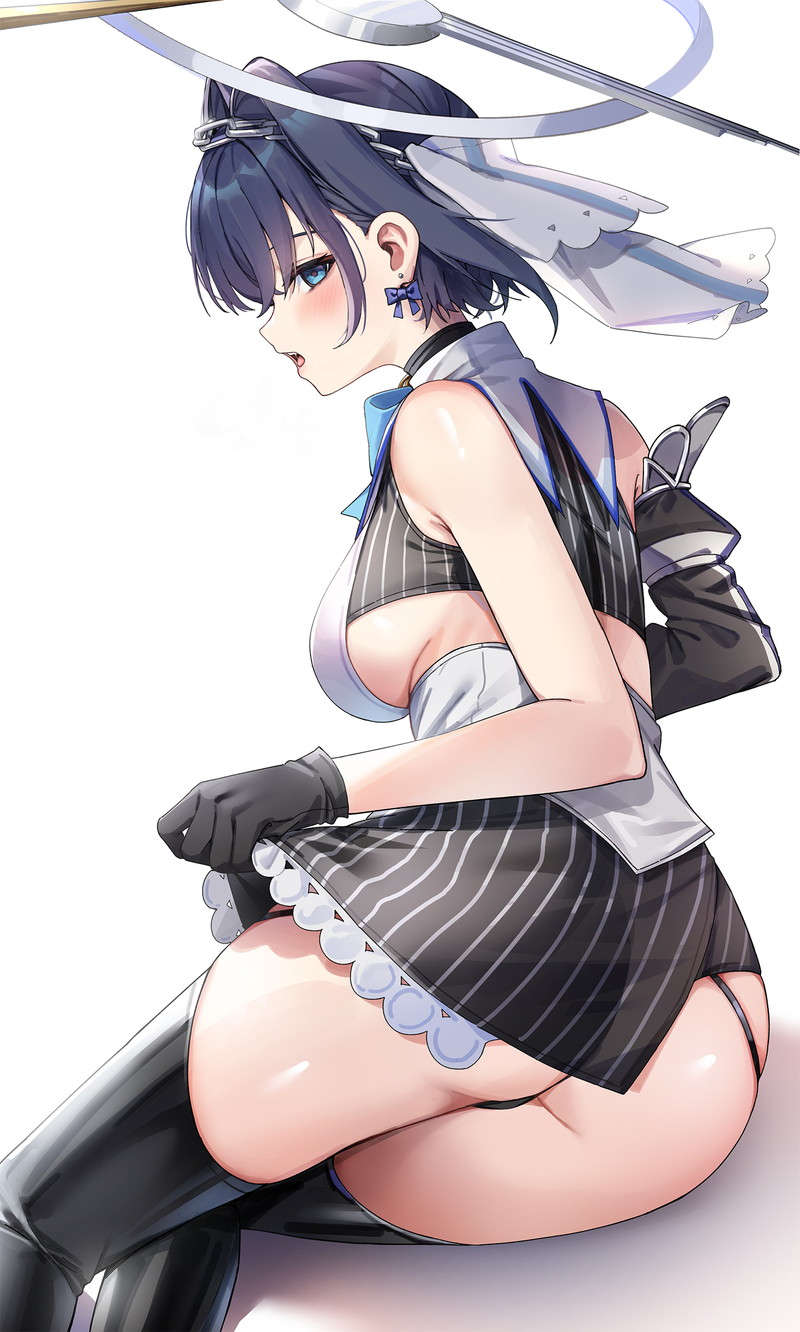 【二次】横乳、はみ出しおっぱいコスのエロ画像 Part５