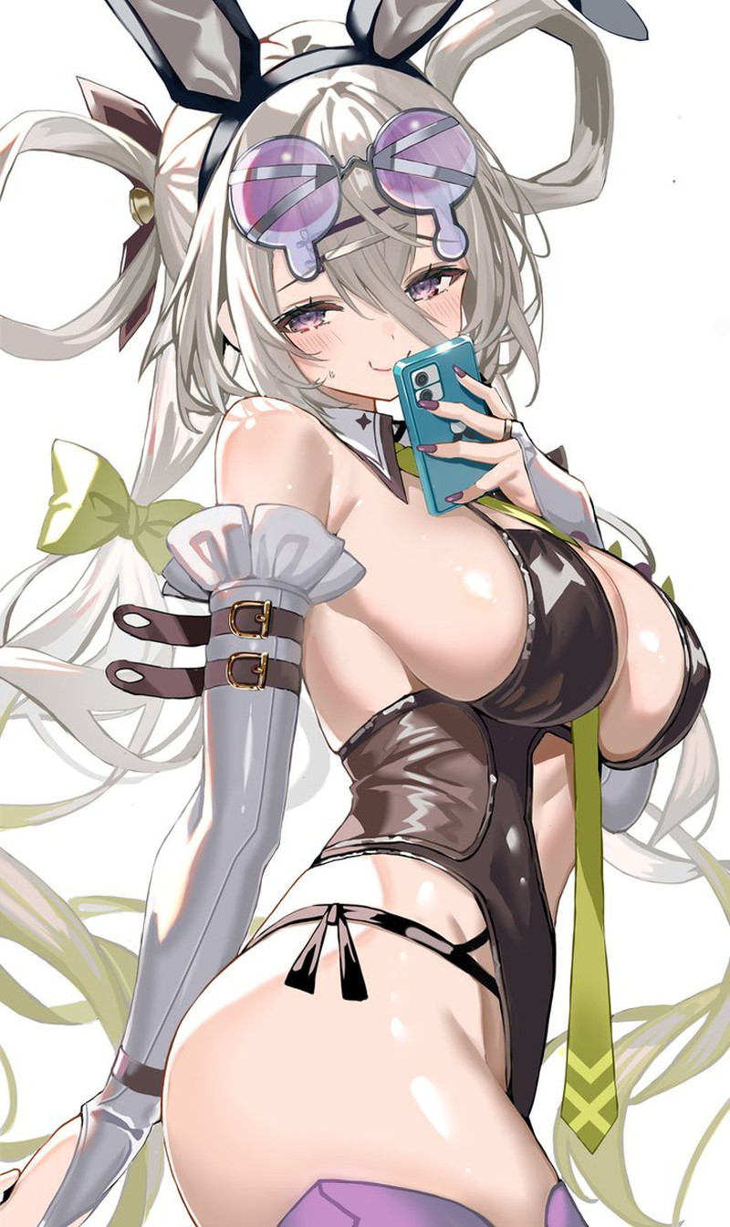 【二次】横乳、はみ出しおっぱいコスのエロ画像 Part７