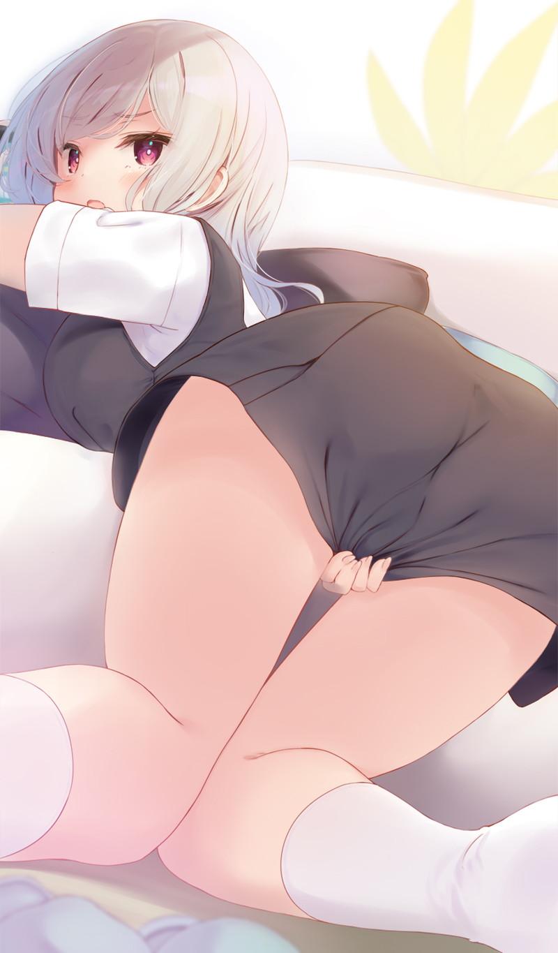 【二次】パンツとお尻が見えそうなミニスカエロ画像 Part１４